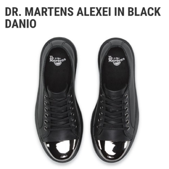 Dr. Marten “Alexei” Lace Up Shoes (Size 6-6.5) - Picture 3 of 9
